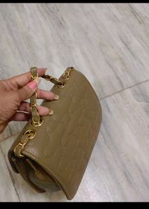 hand bag