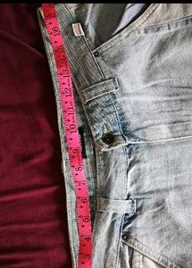 Men's Wide Leg Light Wash Denim Jeans
