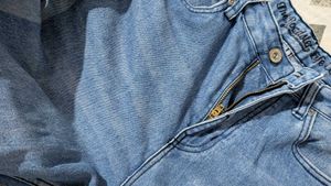 Blue Jeans with Side Print