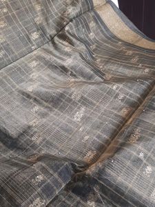 pure pattu gold Zarin tissue black Saree