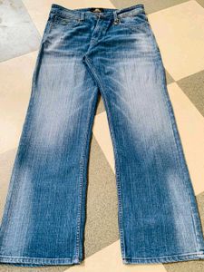 Original Burberry Straight Fit Denim Jeans