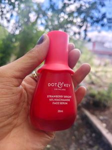 Dot & Key Strawberry Bright Face Serum