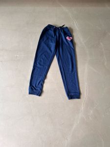 Comfy Navy Blue Joggers - Casual &amp; Versatile