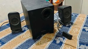Creative 2.1 Speaker System with Woofer