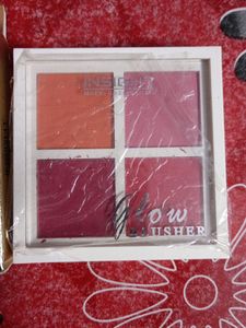 Insight Glow Blusher