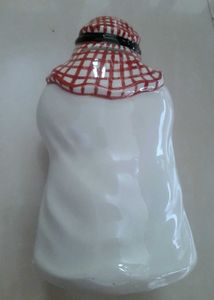 💎 Decorative Ceramic Figurine (Savings Box)
