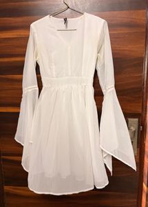 Chic White Bell Sleeve Mini Dress