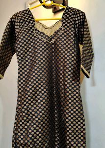 Elegant Black And Golden Polka Dot Kurta