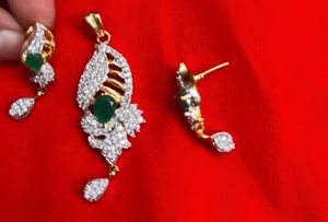 New AD PENDENT SET WITH TOPS