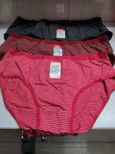 Comfortable Striped Briefs - Pack of 3