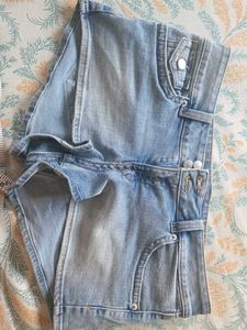 H&M Light Wash Denim Shorts