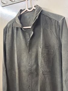Men's Green Long Sleeve Button-Up Shirt