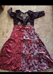 Elegant Cold Shoulder Maxi Dress
