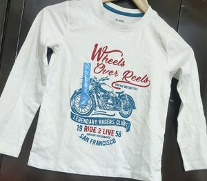 White Printed T-shirt For Baby Boy 4- 6 Age