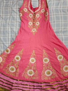 Pink Embroidered Kurta🌷