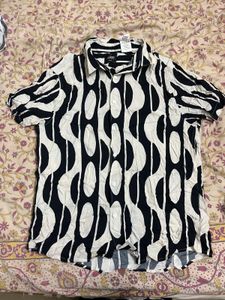 Abstract Print Short Sleeve Shirt
