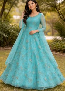 Pretty girls dress with adjustable belt