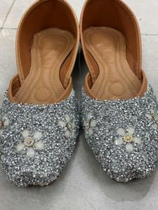 Embellished Juttis - White &amp; Silver