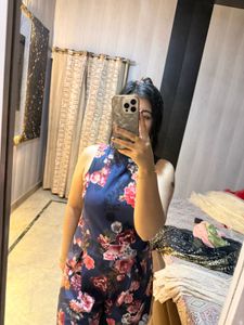 Navy Blue Floral Jumpsuit🦋❤️