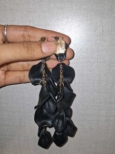 Elegant Black Drop Earrings