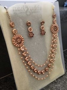 Trendy 🌟&amp; perfect Necklace 🌸Set For Party's