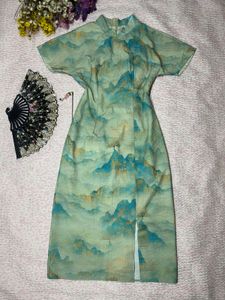 Qipao dress