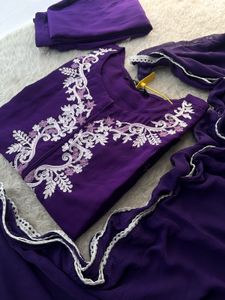 Elegant Purple Embroidered Kurta Set