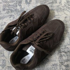 Brown Suede Casual Sneakers