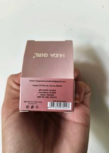 Huda Girl Blusher &amp; Highlighter