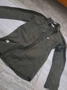 Men's Classic Button-Down Shirt