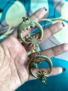 Savana Gold Moon and Star Chain Belt