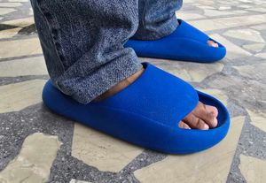 LUDIC Jamun Blue Sliders
