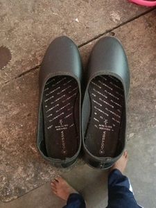 Classic Black Ballerinas - Size 5