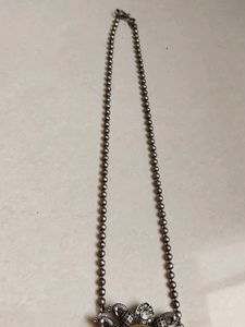 SLA long necklace
