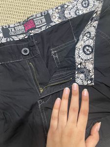 Women's Black Cuffed Shorts
