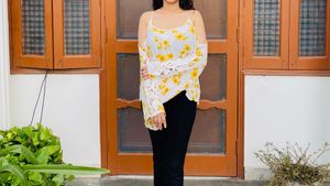 Forever 21 Floral Lace Cold Shoulder Top
