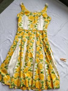 Charming Yellow Floral Sleeveless Dress