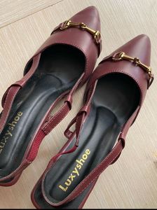 Chic Slingback Heels
