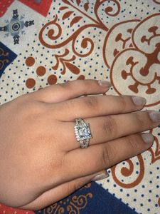 Sparkling ED Studded Ring 💍