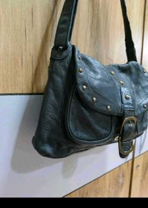 Chic black Leather Shoulder Bag