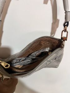 hang baag of logus company