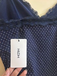 NUON Lace trimmed top