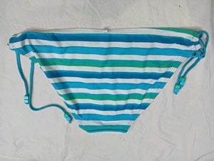 Striped Bikini Bottom 💚