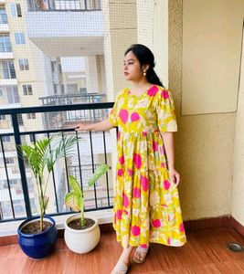 Floral Print Tiered Maxi Dress