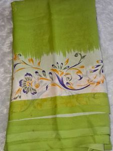 Elegant Green Floral Saree without blouse