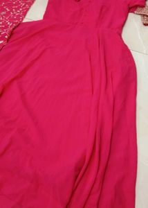 Elegant Pink Kurta with Embroidery