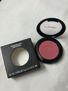 MAC Blush Pinch me