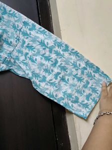 Pretty Blue &amp; White Printed Kurta