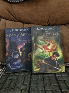 Harry Potter JK ROWLING ~ Set of 2 books 📚🔮