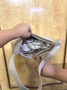 shoulder bag